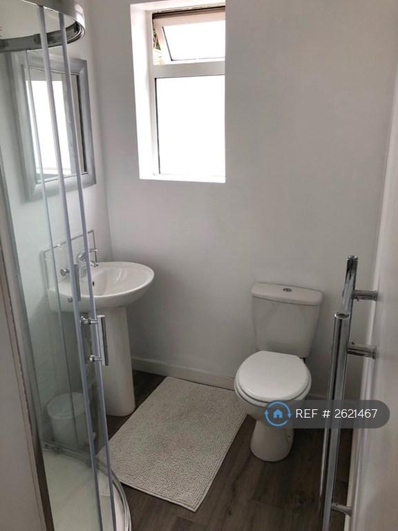 Upstairs Shower Room