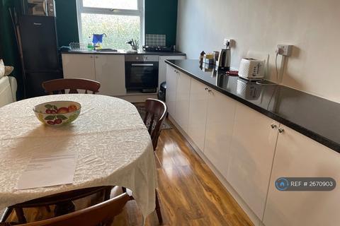 undefined, Nant Heddwch, Garndolbenmaen, LL51