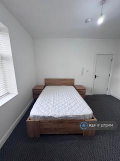 1 bedroom in a house share to rent, Market Street, Little Lever, Bolton, BL3