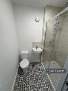 1 bedroom in a house share to rent, Market Street, Little Lever, Bolton, BL3
