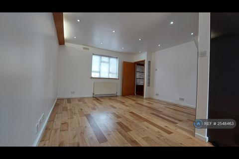 undefined, Swanley Crescent, Potters Bar, EN6