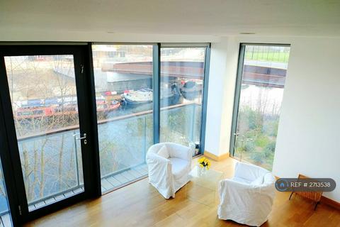 undefined, Roach Road, London, E3