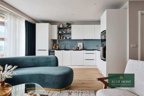 undefined, Lombard Square, London SE28