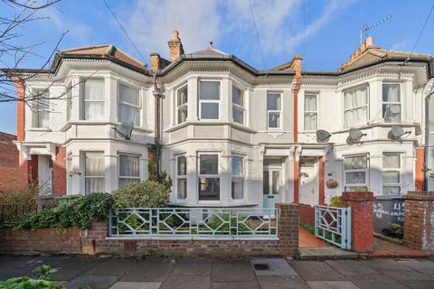 3 bedroom terraced house for sale, Balmoral Road, NW2