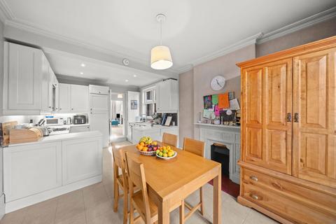 3 bedroom terraced house for sale, Balmoral Road, NW2