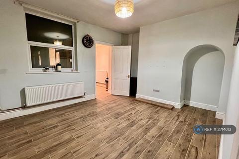 3 bedroom terraced house to rent, Sincil Bank, Lincoln, LN5