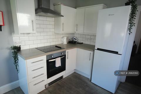 3 bedroom terraced house to rent, Heidelberg Road, Southsea, PO4