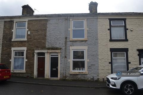 3 bedroom terraced house to rent, Marsh House Lane, Darwen, BB3