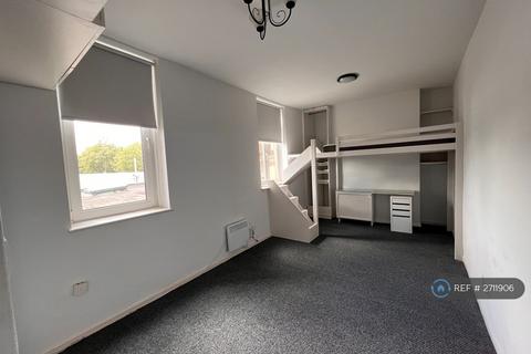 Studio to rent, London Road, London, SE1