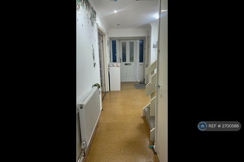 undefined, Lynstede, Basildon, SS14