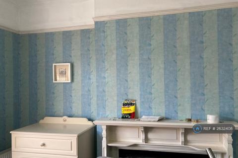 undefined, Ground Floor, London, N12