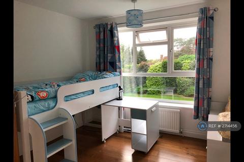 undefined, Howton Place, Bushey Heath, Bushey, WD23