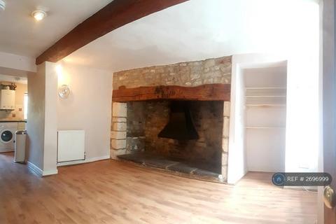 3 bedroom terraced house to rent, High Street, Bath, BA2