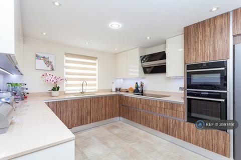 undefined, Grace Avenue, Shenley, WD7