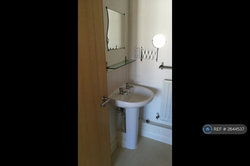 Ensuite Bathroom