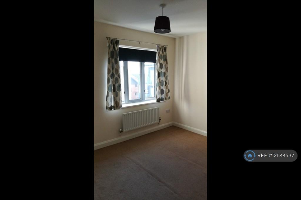 2nd Bedroom