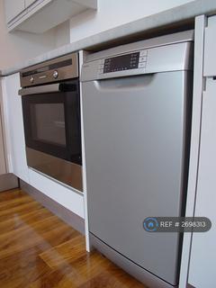 2 bedroom flat to rent, Hull Marina, Hull, HU1
