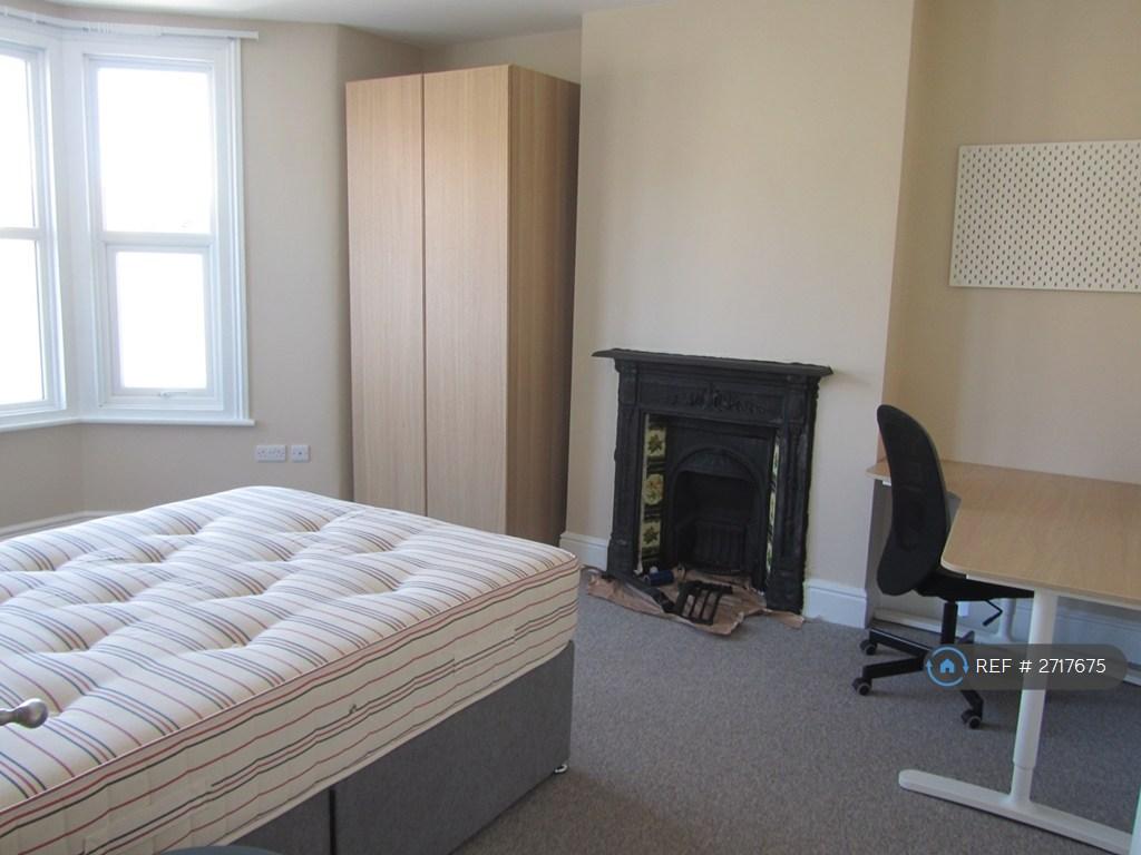 Bed 1 First Floor