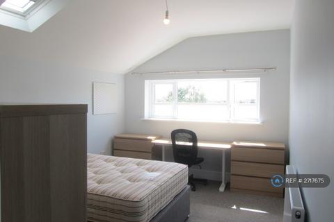 6 bedroom terraced house to rent, Wellington Hill, Bristol, BS7