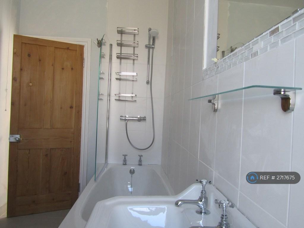Bathroom First Floor