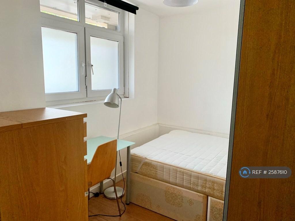 Bedroom 4 Picture 2