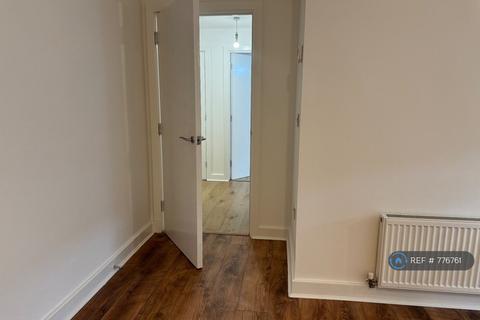 undefined, Nutfield Court, Redhill, RH1