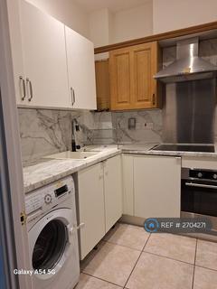 undefined, High Street, Hounslow, TW3