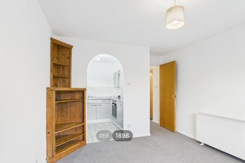 undefined, Nicholsons Grove, Colchester, CO1 2XT