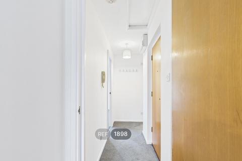 undefined, Nicholsons Grove, Colchester, CO1 2XT