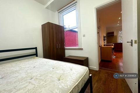 undefined, Stanhope Gardens, London, N4