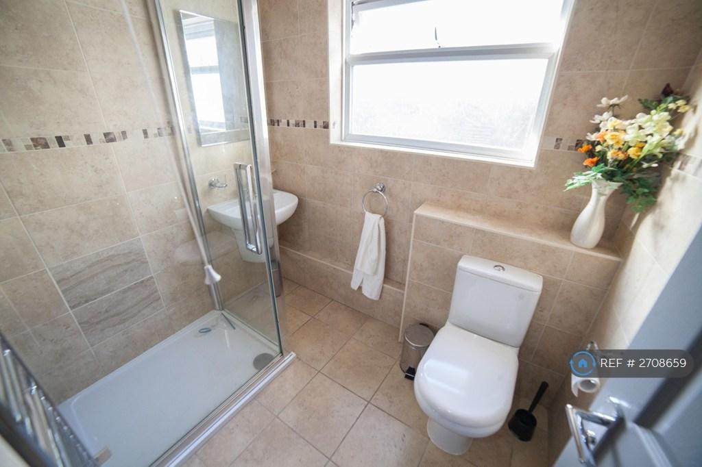 Ground Floor Bathroom