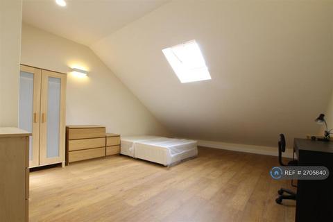 3 bedroom flat to rent, Pandongate House, Newcastle Upon Tyne, NE1