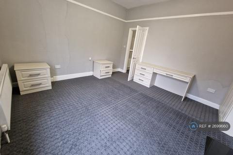 2 bedroom terraced house to rent, Incline Road, Oldham, OL8
