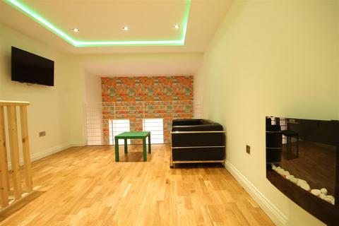 undefined, Falconars House, City Centre