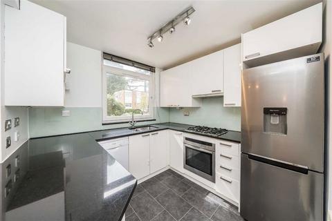undefined, Thamespoint, Teddington TW11