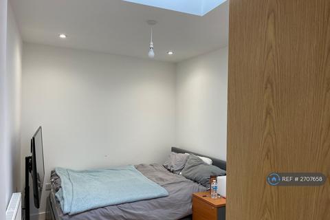 undefined, Brecknock Road Camden, London, N7