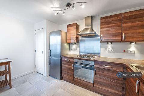2 bedroom flat to rent, Moreland Place, Stirling, FK9