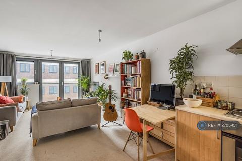 1 bedroom flat to rent, Biggerstaff Road, London, E15
