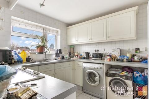 undefined, High Street, Cheshunt,  Hertfordshrie, EN8 0BA