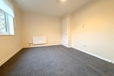 1 bedroom flat to rent, Albany Court, Trenmar Gardens, Kensal Green