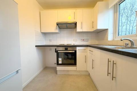 1 bedroom flat to rent, Albany Court, Trenmar Gardens, Kensal Green