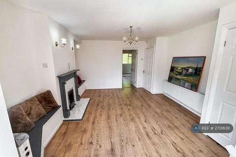 3 bedroom semi-detached house to rent, Rodbourne Road, Harborne Birmingham, B17