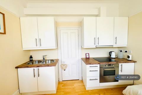 1 bedroom flat to rent, Highbury Hill, London, N5