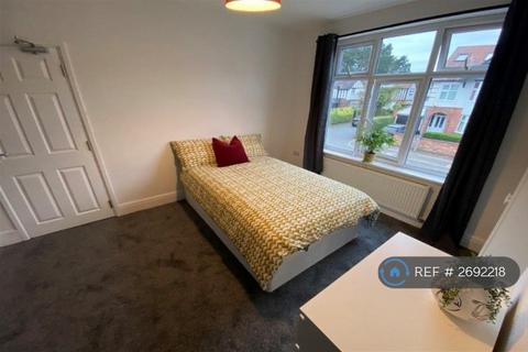 8 bedroom semi-detached house to rent, Abbey Road, Beeston, Nottingham, NG9