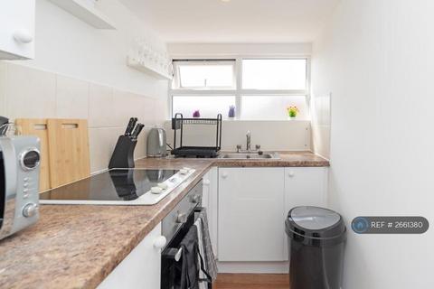 undefined, Queens Park Road, Bournemouth, BH8