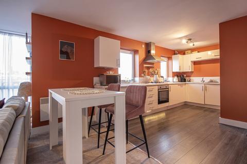 2 bedroom apartment for sale, The Grainger, North West Side, Gateshead, Tyne and Wear, NE8
