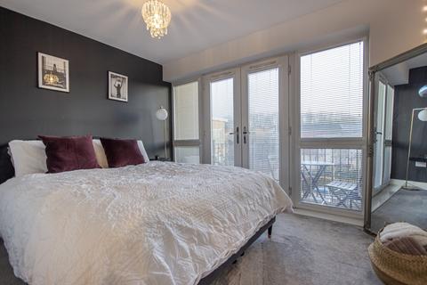 2 bedroom apartment for sale, The Grainger, North West Side, Gateshead, Tyne and Wear, NE8