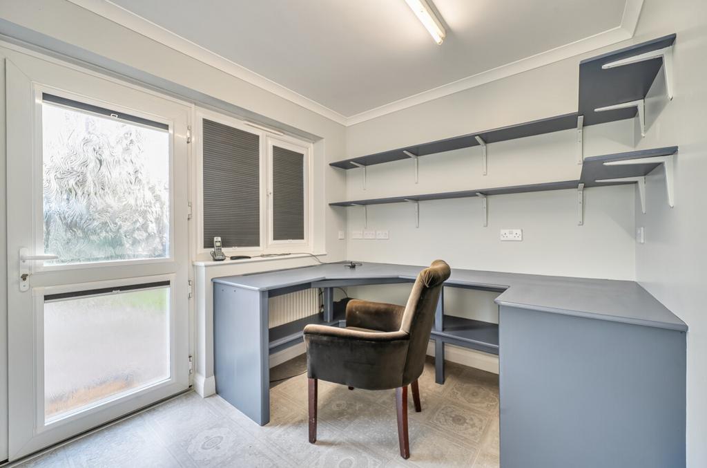 1387711-14-6932fc622710c