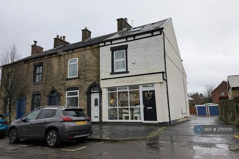 2 bedroom flat to rent, Oldham Road, Oldham, OL4