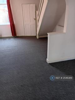 1 bedroom in a house share to rent, North Road, Stoke, ST6